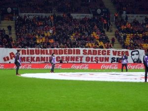 Galatasaraylı Taraftarlar Sefa Kalya’yı Unutmadı