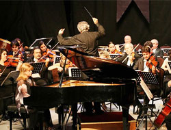 Senfoni Orkestrası Rize'de