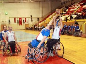 Garanti Tekerlekli Sandalye Basketbol Süper Ligi