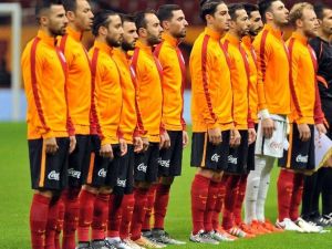 Galatasaray’da 4 İsme Son Şans