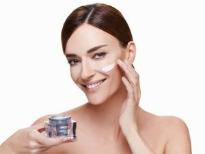 3 Adımda Kırışıklıklardan Kurtulun