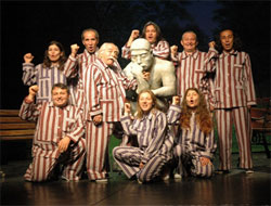 ''Deliler Boşandı'' Rize'de sahnelenecek