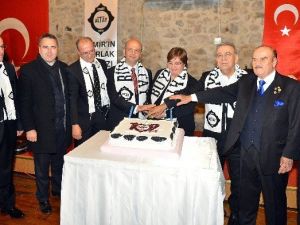 İzmir’de “Siyah-beyaz” Gece