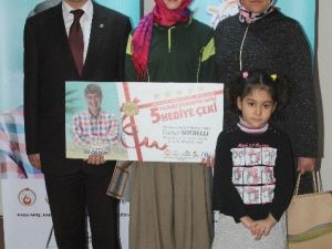 Antalya’da Okul Birincilerine ’5 Yıldızlı’ Ödül