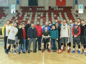 Yalova Group Belediyespor, Pınar Karşıyaka Maçına Hazır