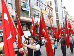Cumhuriyet Gençliği Rize'de Yürüdü