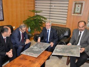 Müsteşardan Üniversite Projelerine Övgü