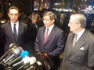 Davutoğlu: “Mustafa Koç’un Vefatı Hepimizi Derin Üzüntüye Gark Etmiştir”