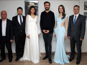 Piyasalara Gelinlik Fuarı Morali