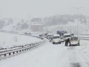 Karadeniz’de Kar Çilesi