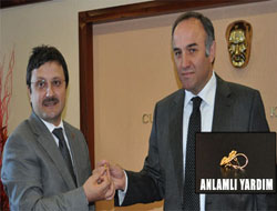 Tek Ziynet Eşyasını Bağışladı