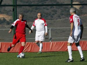 Efsaneler Metin Oktay Turnuvası’nda Buluştu