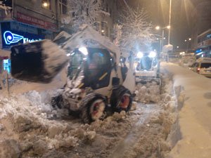 Rize Belediyesi Kısa Süreliğine Merkeze İndi