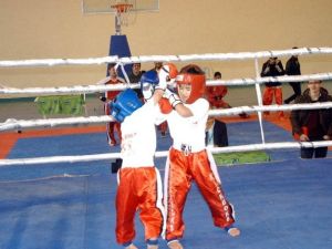 Orhaneli’de Kick Boks Rüzgarı