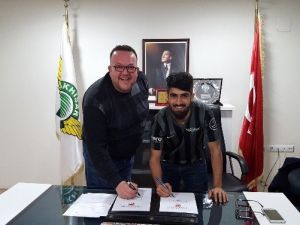 Akhisar Belediyespor, Muğdat Çelik İle Sözleşme İmzaladı