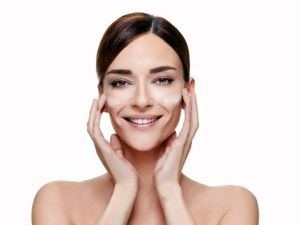 Makyajsız İyi Görünmenin 4 Sırrı