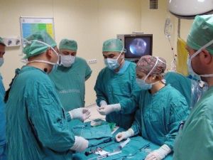 Omü’de Canlı Ameliyatlı Kurs