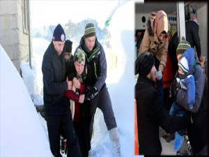 Rize'de Astım Hastası Babaanne ve Toruna Kar Ambulansı Yetişti