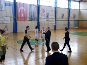 Sahayı Birbirine Katan Antrenöre Ceza