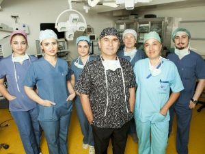 Doç .Dr. Kaçar: "Aşırı Kilolarınızın Yarısını 3 Ayda Verin"