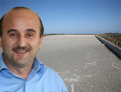 Derepazarı'na Sentetik Çim Saha