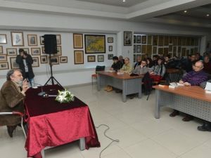 Murat Belge: “Kitap Eskimeye Başladı”
