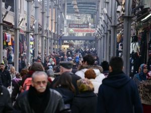 Güneş Açtı, Çarşı Doldu