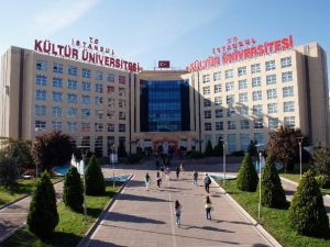 Üniversiteden Kansere Dikkat Çeken Etkinlik