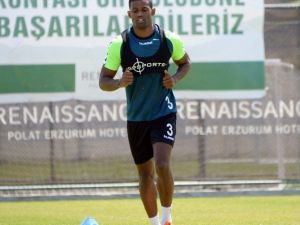 Torku Konyapor, Dossa Junıor’u Eskişehirspor’a Kiraladı