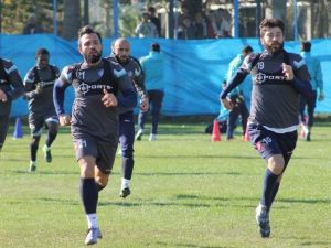 Adana Demirspor Tempoyu Arttırdı