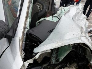 Sakarya’da Trafik Kazası: 1 Ölü, 2 Yaralı