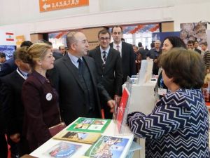 Bakan Çavuşoğlu’ndan Golf Şov