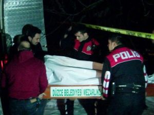 Düzce’de 3 Kişi Vahşice Öldürülmüş Halde Bulundu