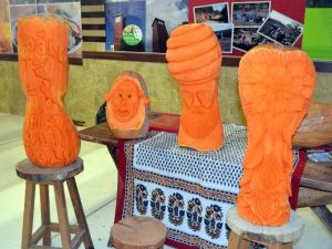 Bolu Standındaki Kabaktan Yapılan Heykellere Yoğun İlgi