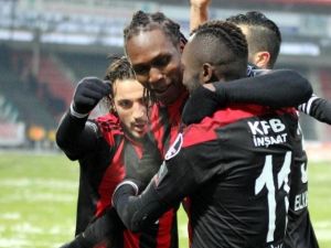 Galatasaray Maçında Gözler Habibou’da Olacak