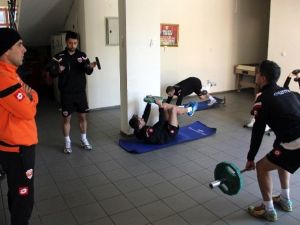 Adanaspor Günü Çift Antrenmanla Tamamladı