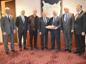 Demirtaş’tan Thy Genel Müdürüne Hub Çağrısı