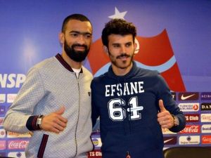 Trabzonspor Bosingwa Ve Güray Vural İle Sözleşme İmzaladı