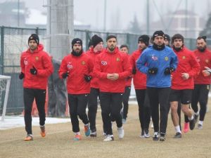 Eskişehirspor Lige Verilen Arayı Antrenman Yaparak Değerlendirdi