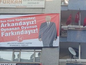 Diyarbakır’dan Bahçeli’ye Pankartlı Destek
