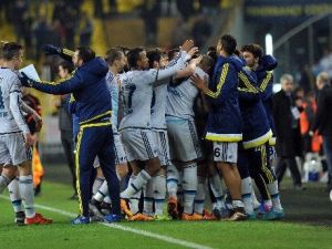 Vıtor Pereıra, Gol Sevincini Top Toplayıcı Çocukla Yaşadı