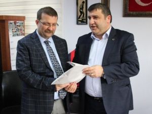 Erdemir İşçilerinden Zonguldak Spor’a 30 Bin Tl Destek