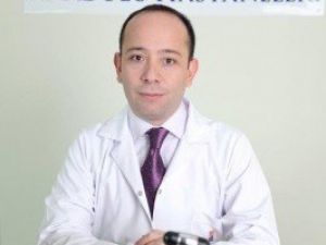 Nöroloji Uzmanı Öztürk, Baş Ağrısına Dikkat Çekti