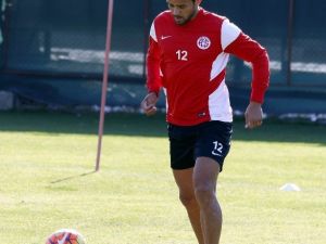 Antalyaspor’da Fenerbahçe Maçı Hazırlıkları Sürüyor