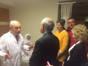 Kılıçdaroğlu, Başkan Kurt’un Ablasını Hastanede Ziyaret Etti
