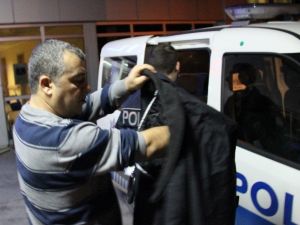 Sevgilisi ile Öpüşürken Dilini Isırıp Koparttı