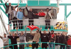 Balıkçıları Başbakan kurtardı ama fidye ile