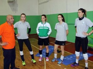 Yeni Transfer Esra Sarıyıldız Salihli’de
