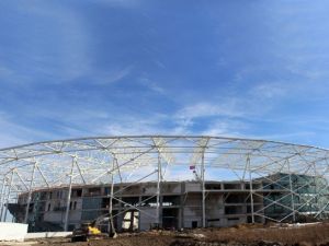 Sakaryaspor’un Yeni Stadı Hızla Yükseliyor