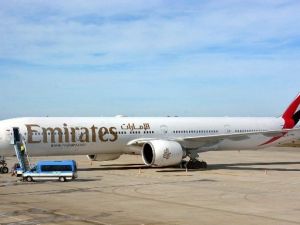Emirates Uçağı Trabzon’a Acil İniş Yaptı
